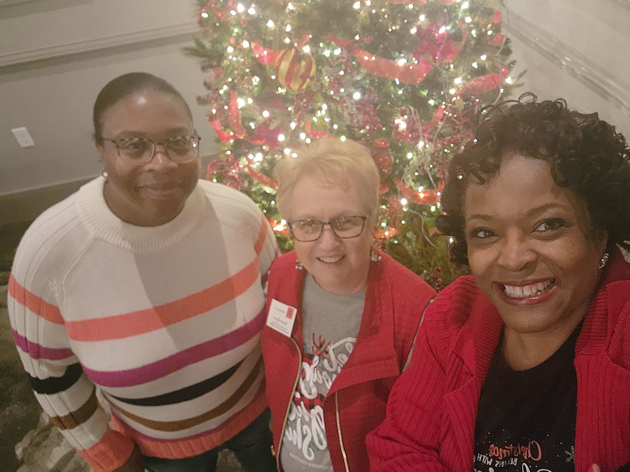 Deandrea and Diane joining in for a "groupie"